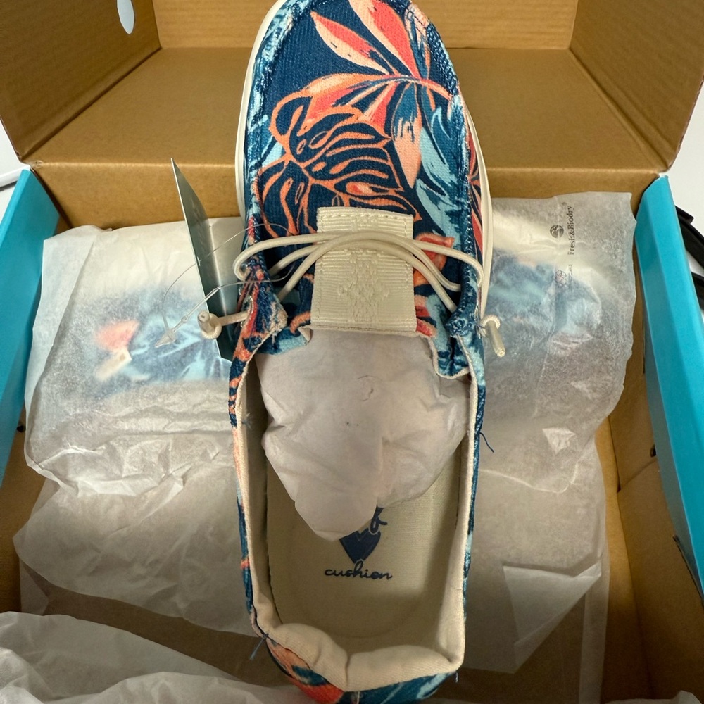 Reef Women's Floral Slip-On Sneakers in Navy and Coral